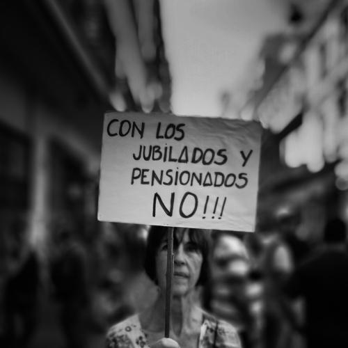 Con ellos NO
