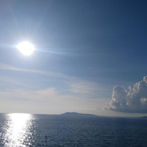 The Sun beyond the sea