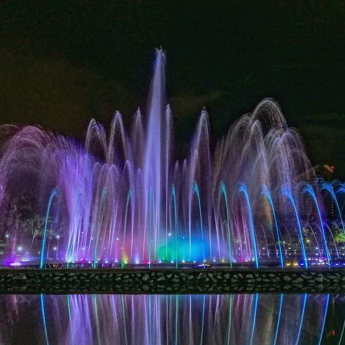 WATER DANCE LIGHT