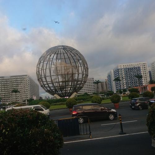 Mall Of Asia GLOBE Rotonda