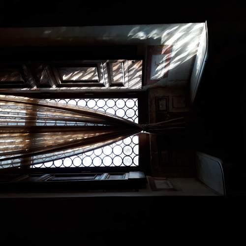 Attendre à la fenêtre