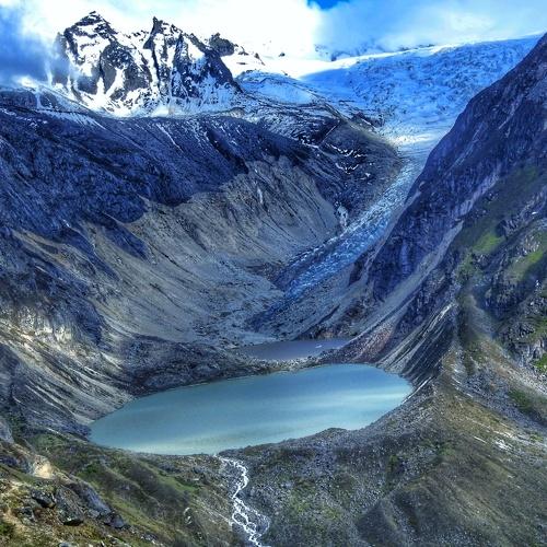 Glacier lake at Himalaya