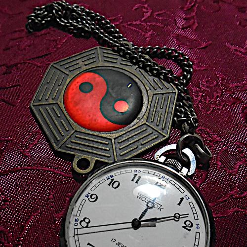 Jin Jang Clock