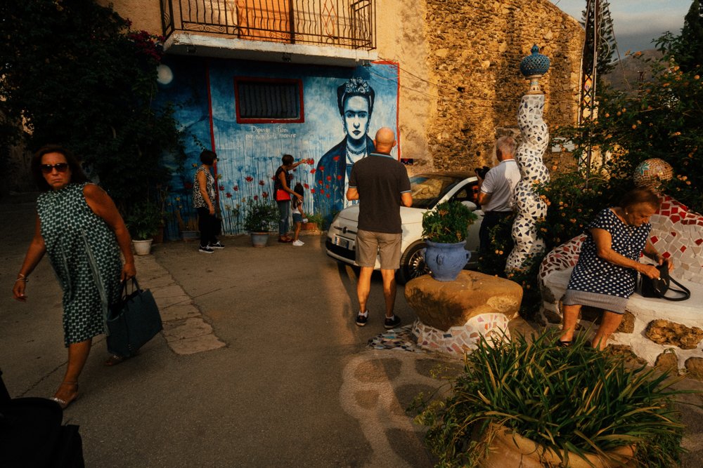 Photograph by Giuseppe Scianna