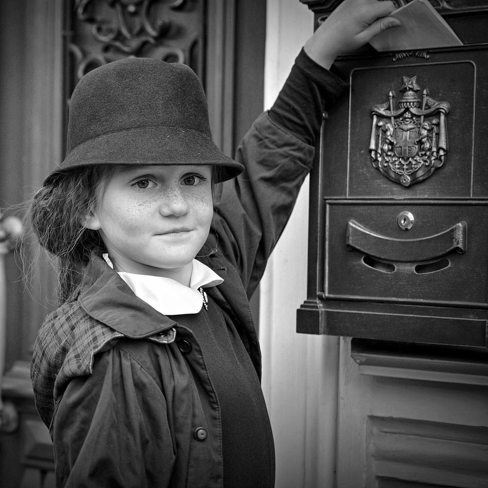 Девочка и письмо