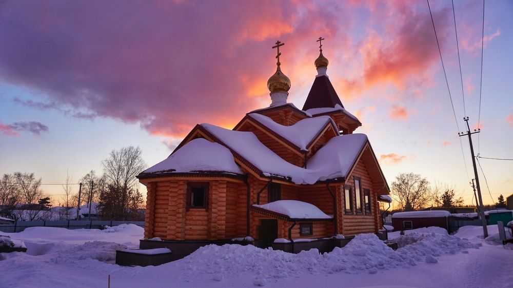 Храм на закате