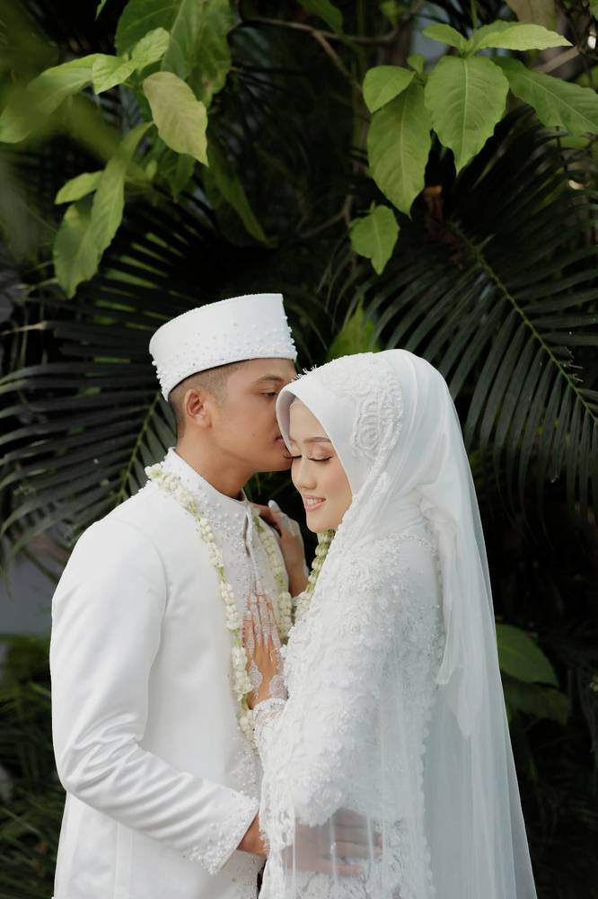 Photograph by Pifin Mustaji