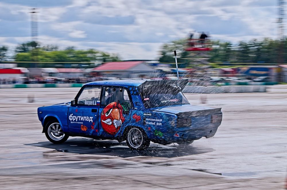 Фотография автора Евгений Брусков