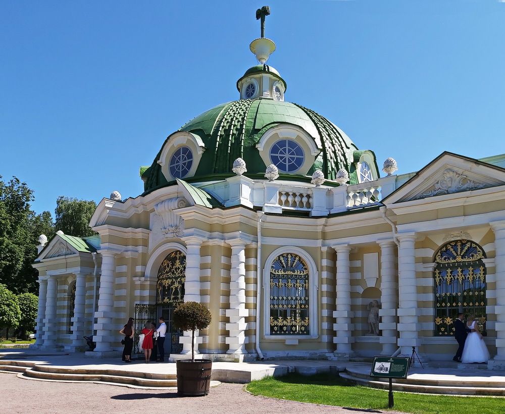 Фотография автора Олег Ушаков