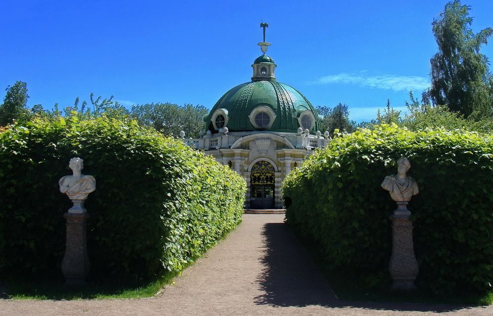 Фотография автора Олег Ушаков