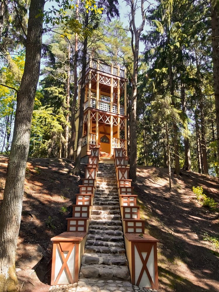 Фотография автора Олег Ушаков