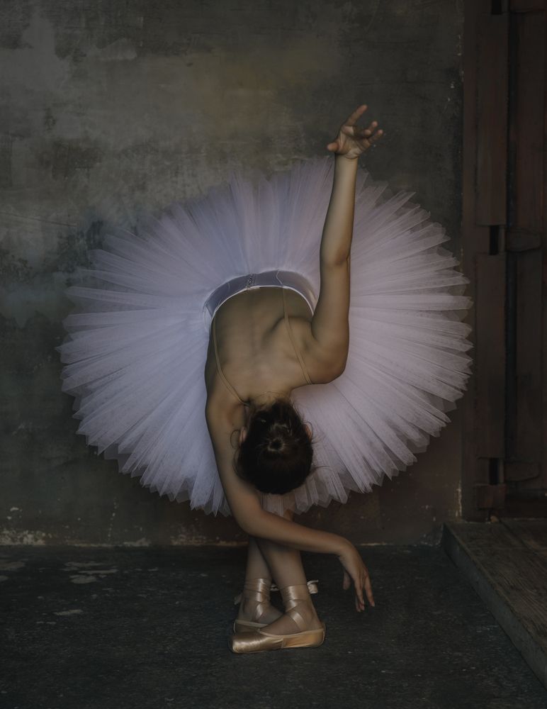 Танцовщица