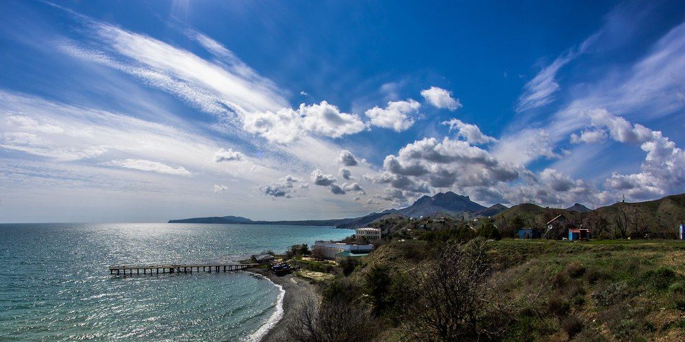 Крым. Апрель. Биостанция Карадагского заповедника.