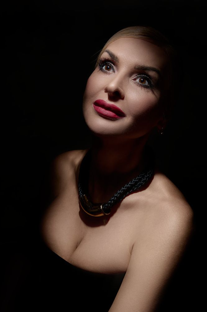 Фотография автора Елена Ломова