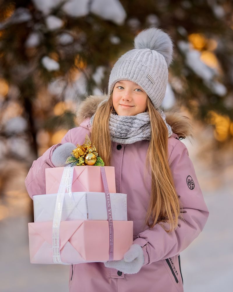 Счастливых выдают глаза и подарки