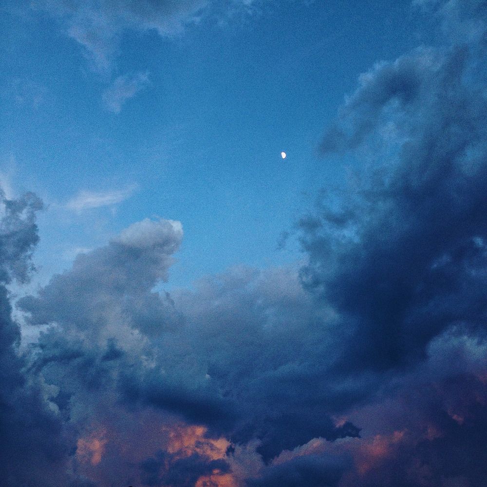 Photograph by Andrey Neleskin