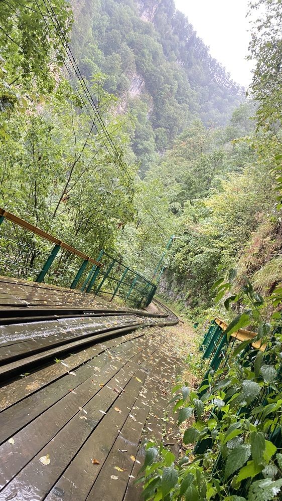 Ливень в Гуамском ущелье.