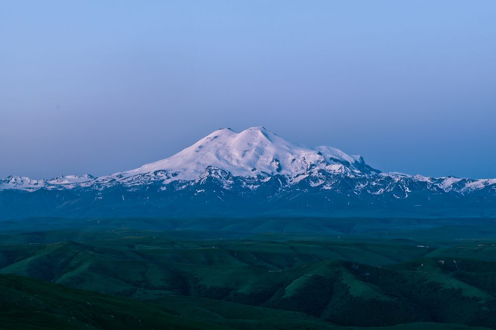 Рассветный Эльбрус