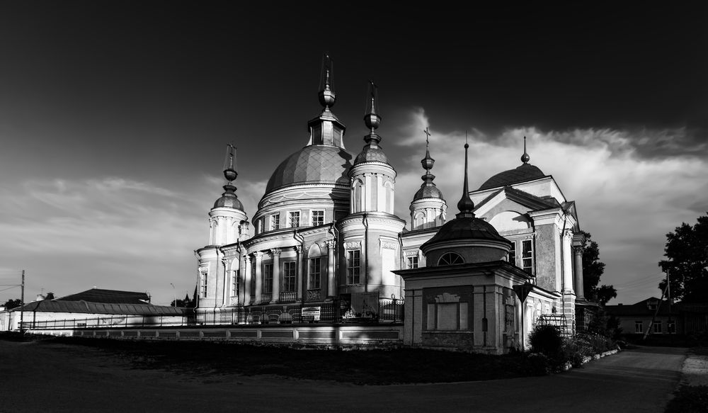 Фотография автора Олег Чернышев