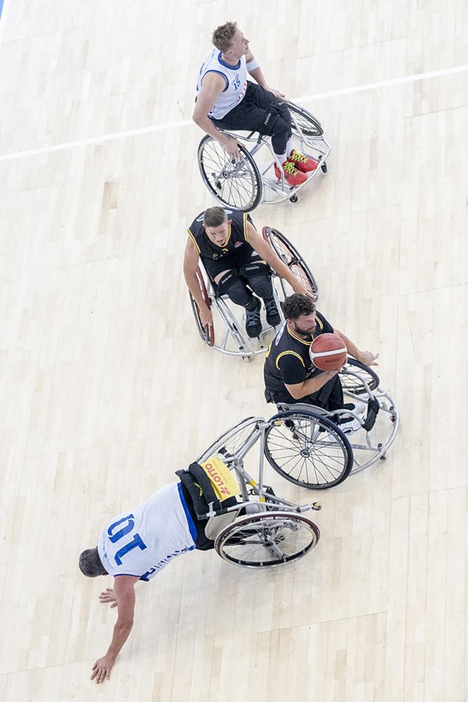 Фотография автора Ovi D Pop