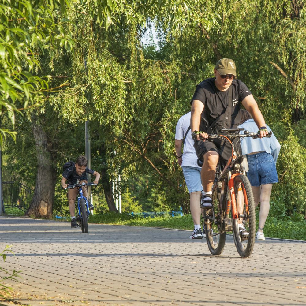 Не отставай...