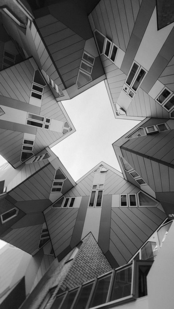 Photograph by Viktoria Roschen