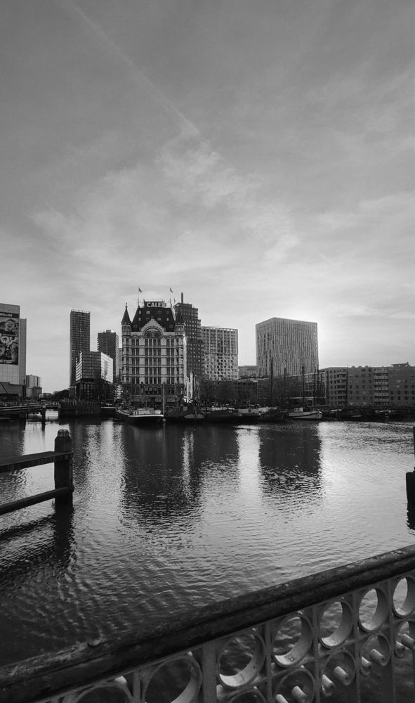 Photograph by Viktoria Roschen