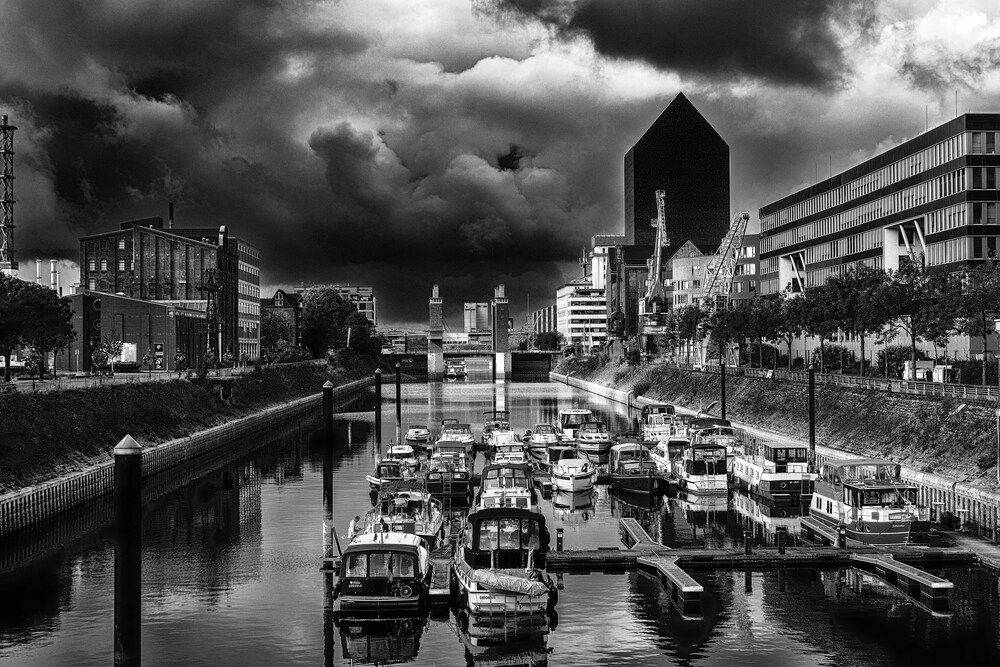 Photograph by Igor Lukin