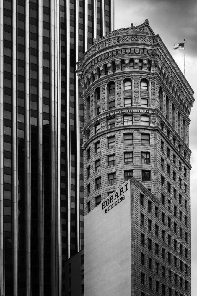 Urban Contrast II black and white