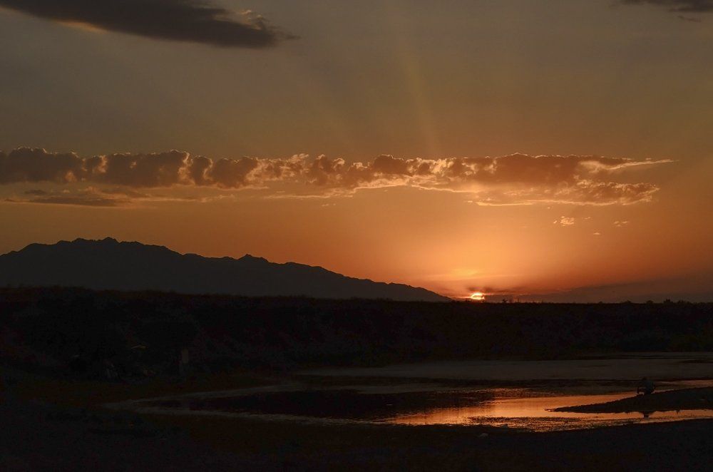 Закат на оз. Алаколь