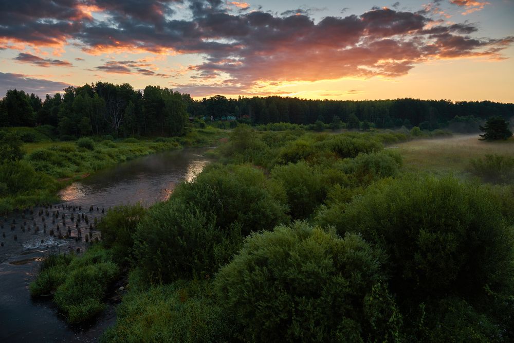 В огне туманного рассвета