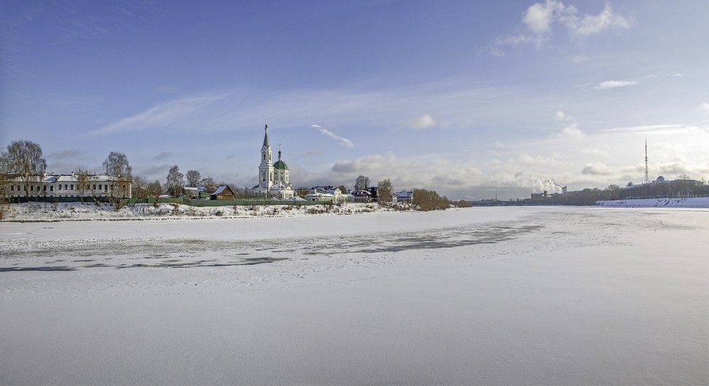 На берегу Тверцы.