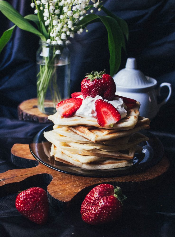 вафли с клубникой