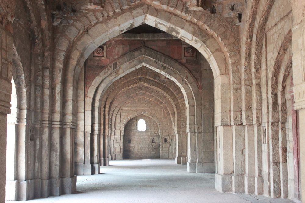 Jamali Kamali Mosque and Tomb !!!