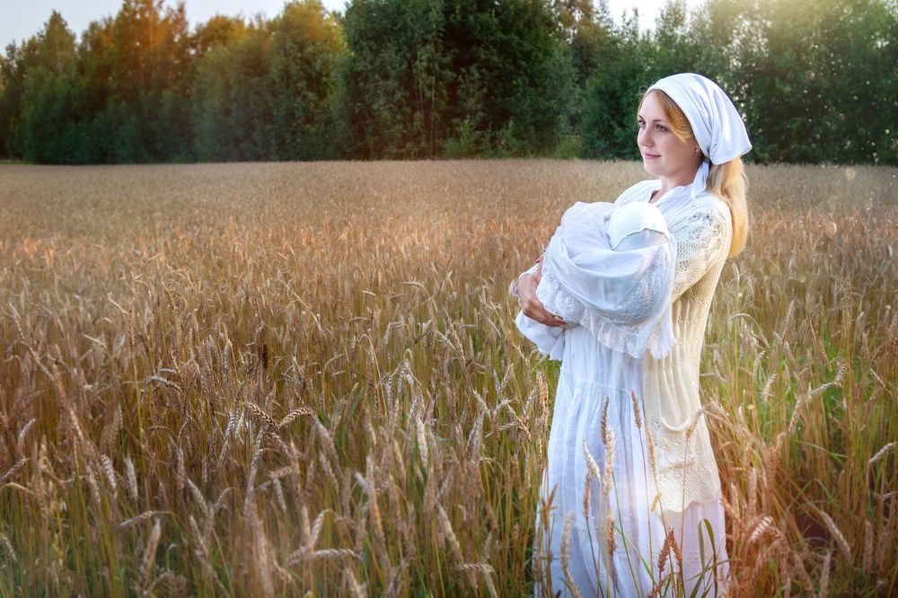 Русское поле