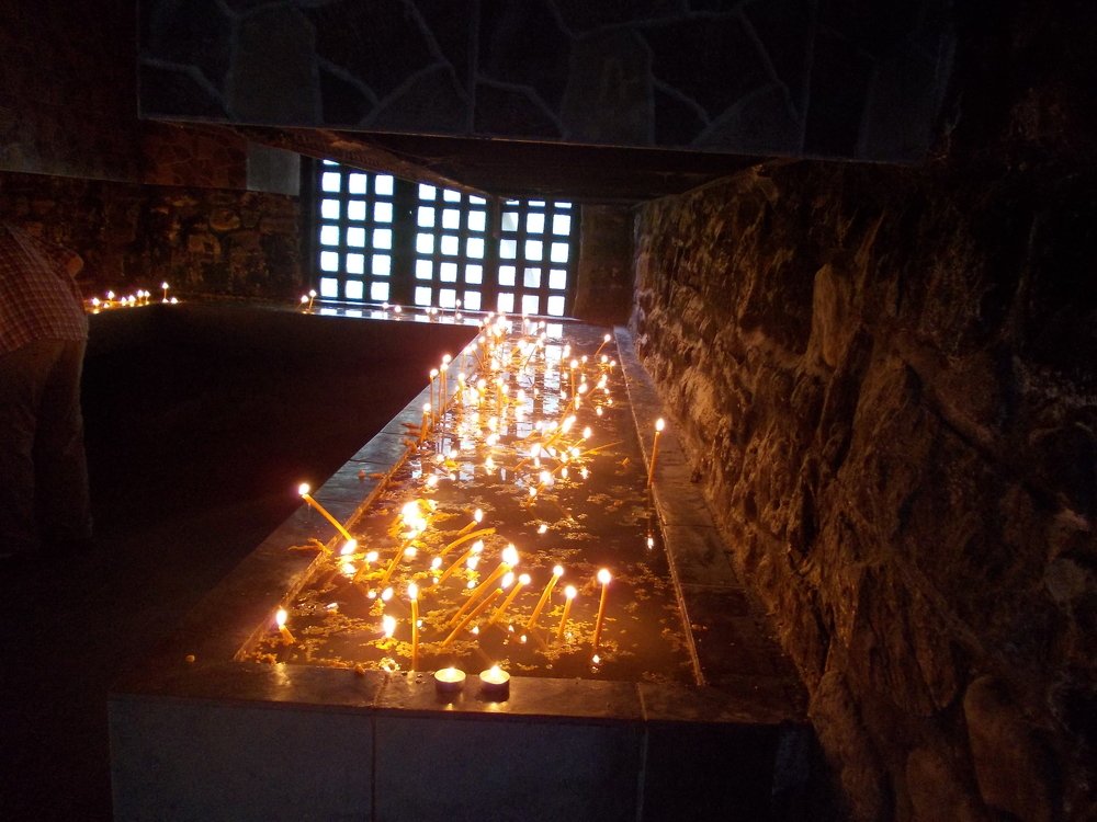 Rugăciuni, arzând!