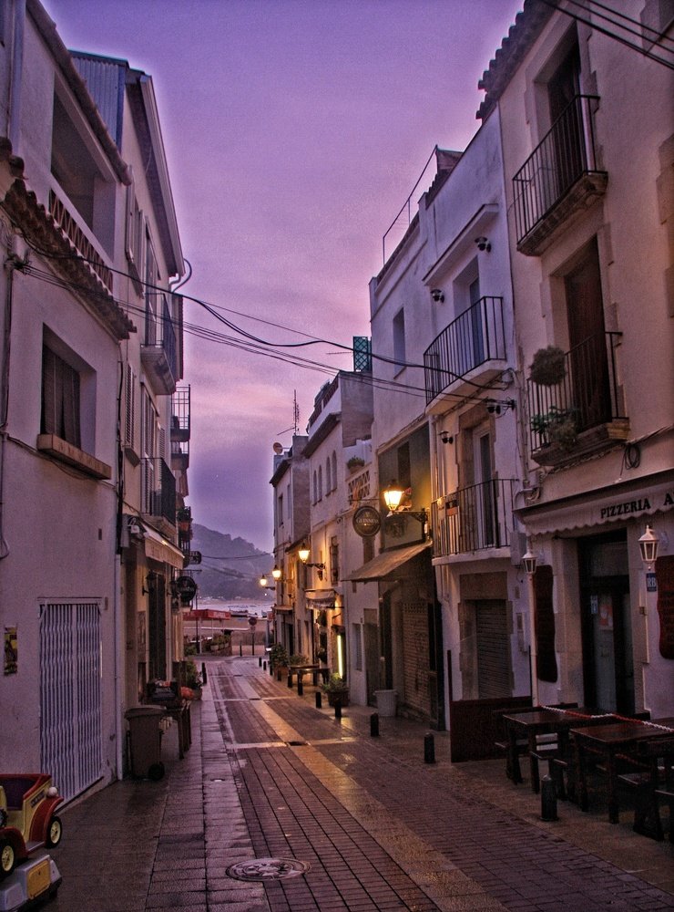 Рассвет в приморском городе