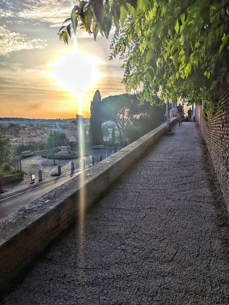 Под солнцем Рима